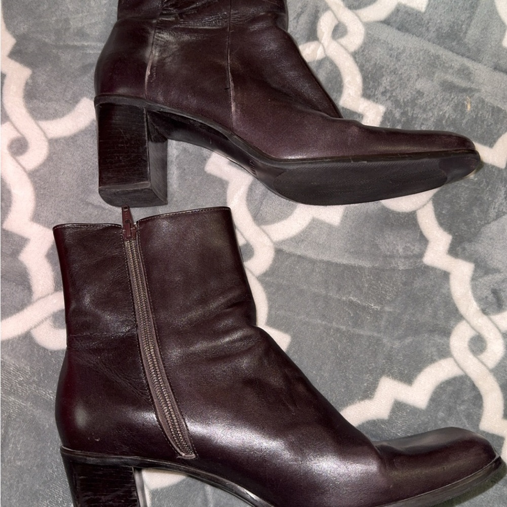 Gianni Bini Dark Brown Heeled Boots